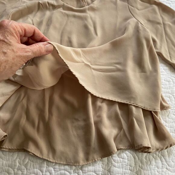 Zara Basic Tan Layered 3/4 Sleeve Boxy Flowy Chiffon Blouse Size XS - Picture 4 of 7